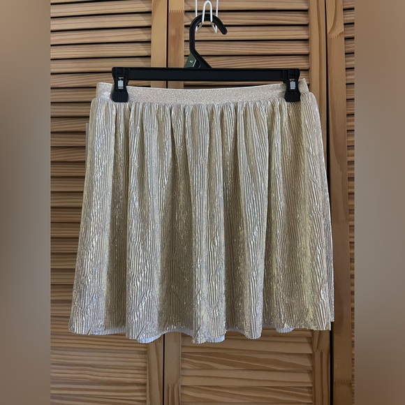 NEW Total Girl gold mini skirt size XL 16 regular - Picture 1 of 3